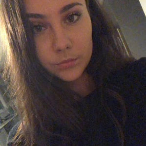 Meet your Posher, Ana